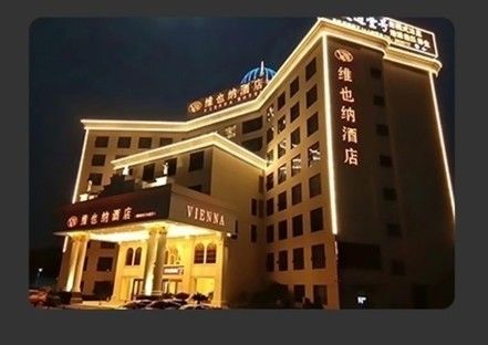 Colorful 12V Outdoor Waterproof LED Point Lights For Christmas Outdoor Decorative Lights